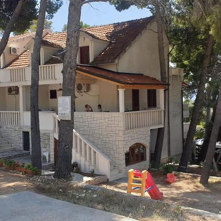 B&B Pansion Jure Matijevic Sveta Nedelja  Zewnętrze zdjęcie
